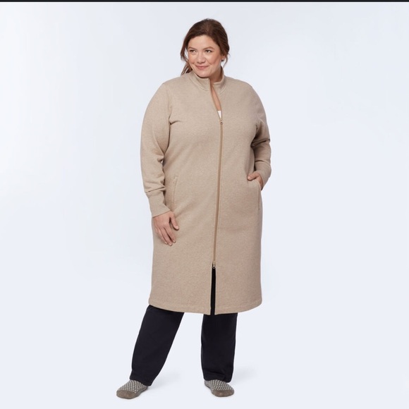 Deluth Trading Jackets & Blazers - DULUTH Trading Co. Women's Souped-Up Fleece Zip Up Robe Beige Size XL Cozy Warm